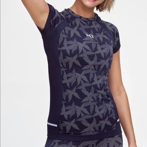 Kari Traa Butterfly Base Layer T-Shirt / Workout Tee